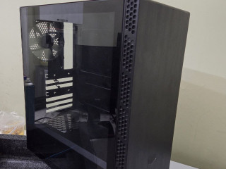 prodam-korpus-cooler-master-masterbox-mb600l-v2