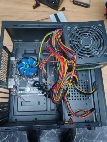 prodam-pocti-za-kapeiki-kamu-nuzno-almata-gorod-i-big-0