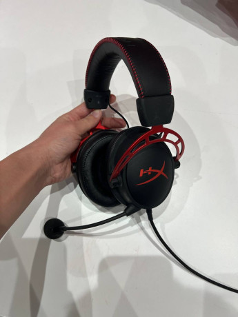 nausnki-hyperx-cloud-alpha-35000-tg-big-1