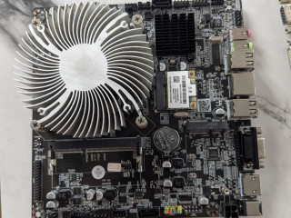 materinskaia-plata-itx-dlia-monobloka-ili-minipk