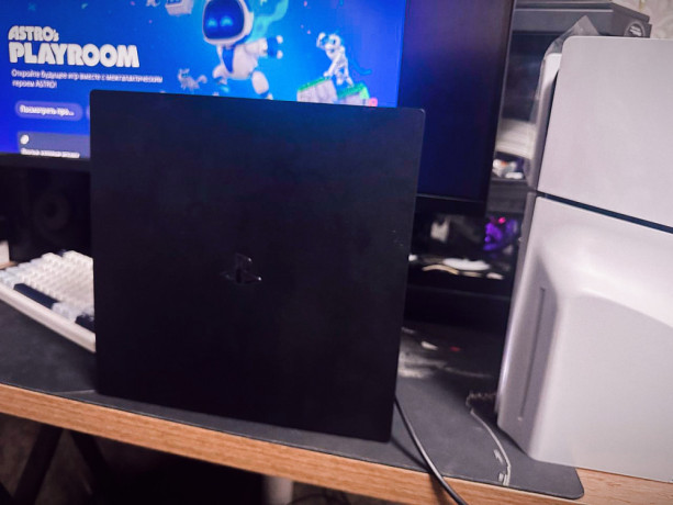 prodam-ps-4-pro-big-1