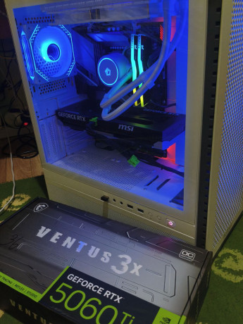 kompiuter-v-idealnom-sostoianii-prakticeski-novyi-big-2