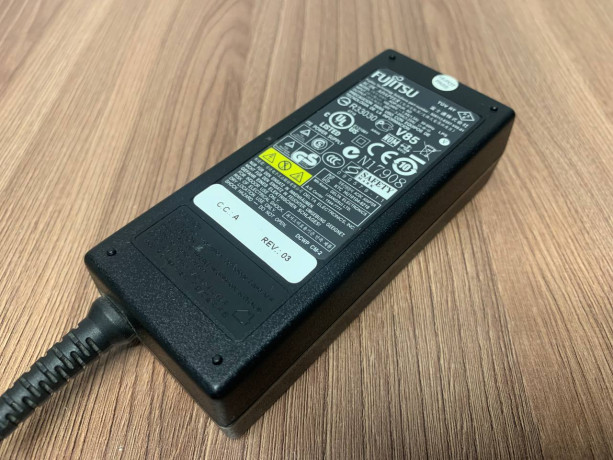 prodam-svoi-rabocii-noutbuk-sluzil-veroi-i-pravdoi-na-protiazenii-mnogix-let-i-eshhe-stolko-ze-proslu-big-3