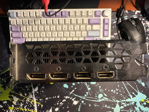 prodam-gtx-1080-ti-gigabyte-turbo-11g-v-xorosem-sostoianii-polnostiu-ispravna-provedeno-to-novye-te-big-2