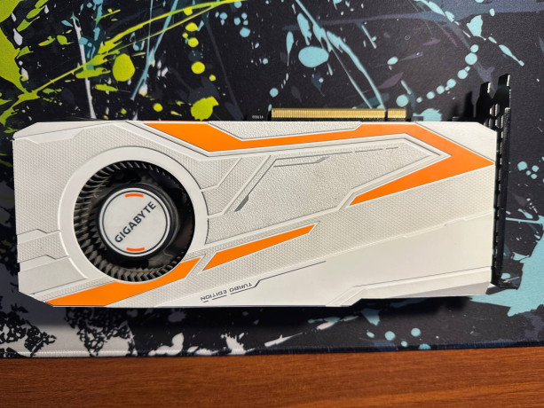 prodam-gtx-1080-ti-gigabyte-turbo-11g-v-xorosem-sostoianii-polnostiu-ispravna-provedeno-to-novye-te-big-0