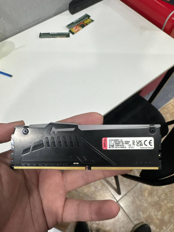 nuzen-odna-plaska-kingston-ddr5-32gb-5600-big-0