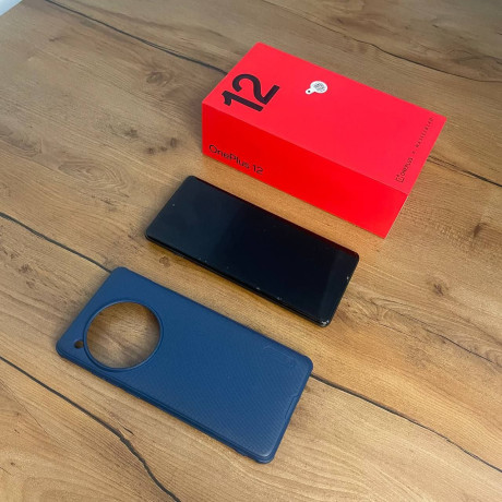 g-almaty-prodaiu-oneplus-12-v-konfiguracii-12256-v-cernom-cvete-v-polnoi-komplektacii-sostoiani-big-2