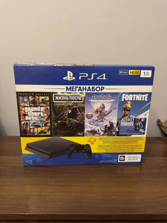 prodam-sony-playstation-1-tb-s-dvumia-dzoistikami-big-1