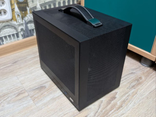 prodam-korpus-shiny-snake-g200-mini-itx-vmeshhaet-v-sebia-atx-bp-bolsoi-kuler-videokartu-do-275mm