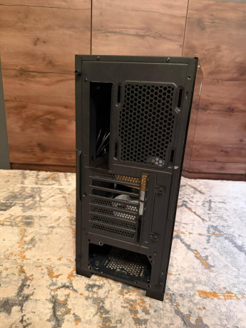 dva-sistemnyx-blok-v-otlicnom-kacestve-polzovalsia-2-3-mesiaca-kak-novye-i-cistye-big-4