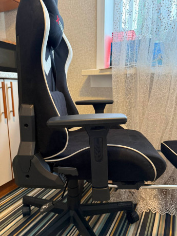 igrovoe-kreslo-45-k-torg-big-2