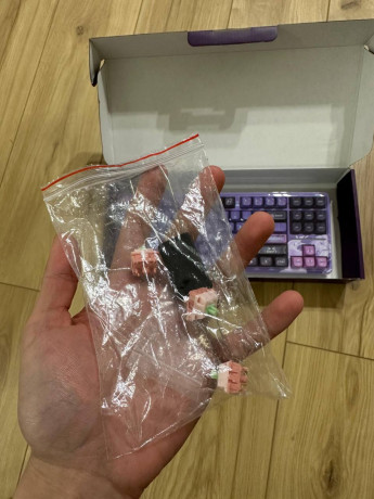 prodam-klaviaturu-vgn-v87-pro-athena-big-3