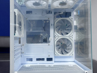 absoliutno-novyi-belyi-korpus