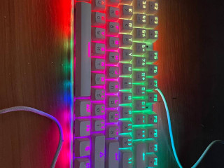 prodam-klaviaturu-almaty