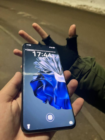 obmeniaiu-huawei-p60-pro-big-1