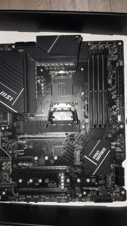 karaganda-prodam-platu-pro-z760-p-rabocaia-no-sproblemami-sloman-samyi-pravyi-slot-operativnoi-p-big-0