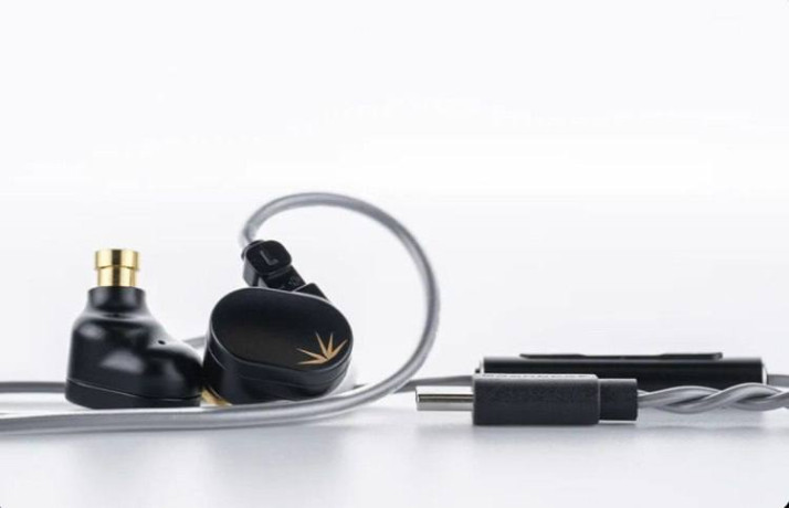 moondrop-chu-ii-iems-type-c-kabel-s-dsp-usilitelem-big-2