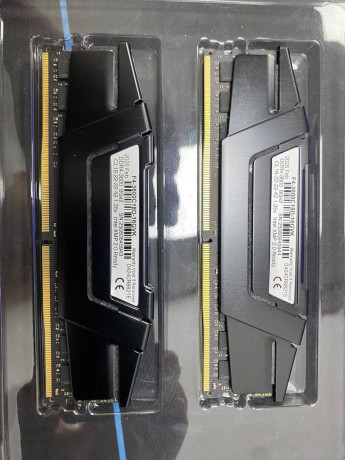 ozu-gskill-ripjaws-ddr4-3600mhz-8gbx2-novye-na-garantii-1god-cena-80k-torg-na-dostavku-almaty-big-0