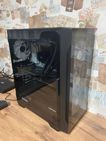 processor-amd-ryzen-7-9700x-big-1