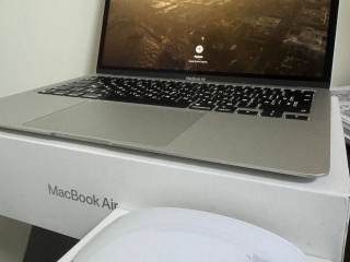 prodam-mac-air-m1-8256-v-podarok-myska