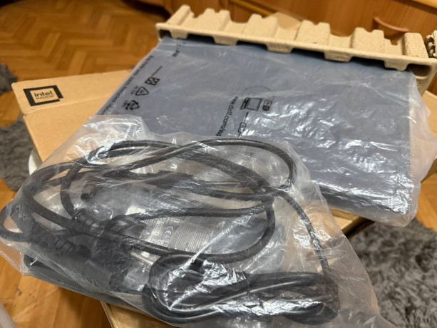 prodaiu-igrovoi-noutbuk-dell-g15-5511-9k2fd-big-1