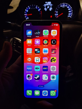 iphone-xr-64gb-big-0