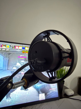 prodam-mikrofon-fifine-a6-big-2