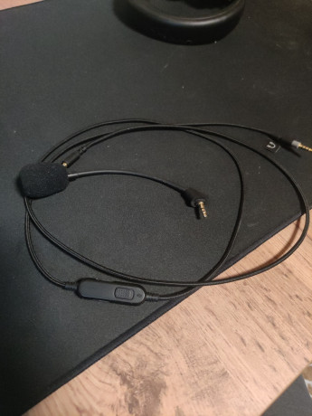 prodam-hyperx-cloud-mix-big-0