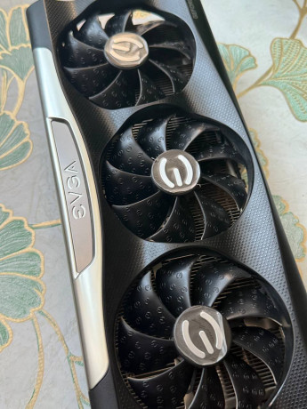 prodam-videokartu-rtx-3080ti-big-2