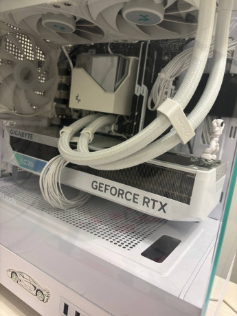 prodam-videokartu-gigabyte-rtx-4070-super-v-idealnom-sostoianii-bral-tri-mesiaca-nazad-cennik-4-big-0