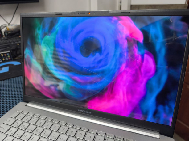 prodam-asus-vivobook-m6500xu-ma082-big-1