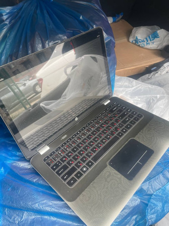 almaty-prodam-noutbuk-hp-envy-core-i5-2gen-ram-4-gb-ssd-60-gb-154-display-metalliceskii-korpu-big-0