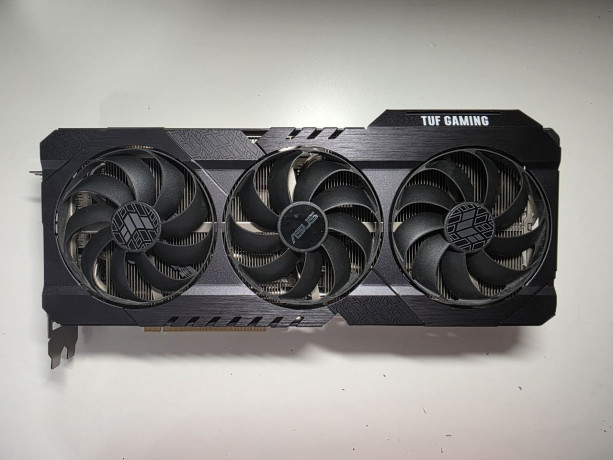 rtx-3090-24gb-asus-tuf-gaming-big-0