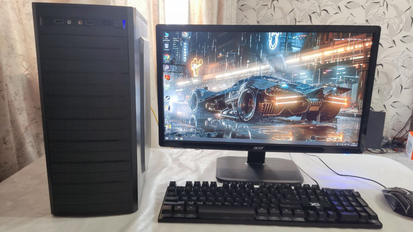 prodam-igrovoi-kompiuter-polnyi-komplekt-s-monitorom-24-60gc-big-0