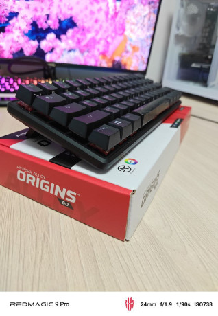 prodam-klaviaturu-hyperx-alloy-origins-60-big-0