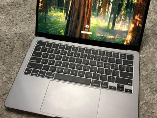 prodam-macbook-air-13-m3-256gb-ssd-8gb