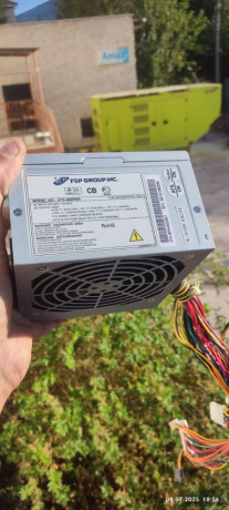 bloki-pitaniiavse-odinakovye-bez-6pin-pod-videokartu-20-stuk-lotom-20k-kyzylorda-big-0