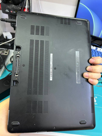 dell-latitude-e7270-big-1