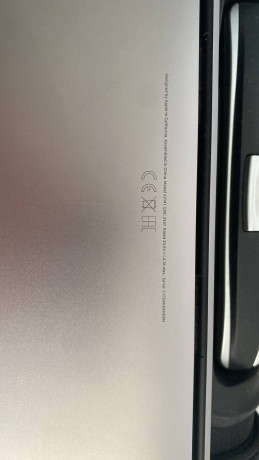 macbook-pro-2019-intel-i7-big-2