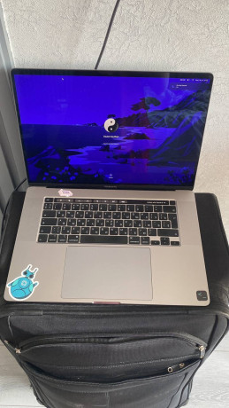macbook-pro-2019-intel-i7-big-1