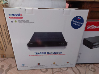 trassir-duostation-re-af-16-moshhnoe-resenie-dlia-videonabliudeniia