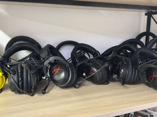 nausniki-hyperx-alfa-i-razer-12-nausnikov-za-vse-35-tysiac-tenge-srocno