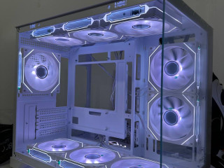 ishhu-korpus-atx-akvarium-na-obmen-s-moei-dp-u-mia-toz-akvarium-no-m-atx-i-vmeshhaet-9-vertusek