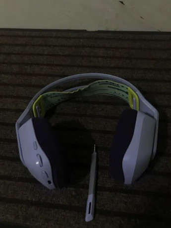 prodam-almaty-nausi-logitech-g733-s-korobkoi-sostoianie-xorosee-pricina-prodazi-xocu-drugie-cen-big-0