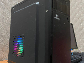 igrovoi-kompiuter-v-idealnom-sostoianii-s-novym-cistym-windows-10-pro