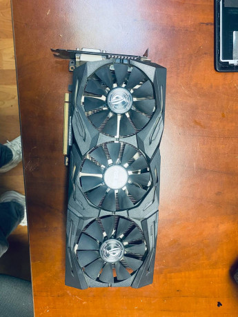 prodam-videokartu-asus-rog-strix-1070ti-8gb-big-0