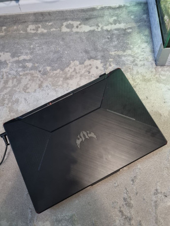 asus-tuf-gaming-f17-big-1