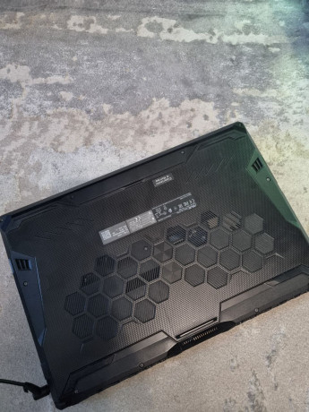 asus-tuf-gaming-f17-big-2