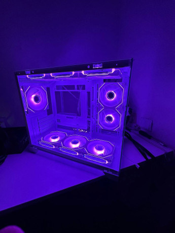 ishhu-korpus-atx-akvarium-na-obmen-s-moei-dp-u-mia-toz-akvarium-no-m-atx-i-vmeshhaet-9-vertusek-big-1
