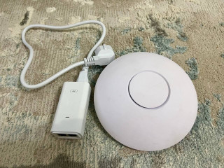 ubiquiti-unifi-ap-ac-lr-uap-ac-lr